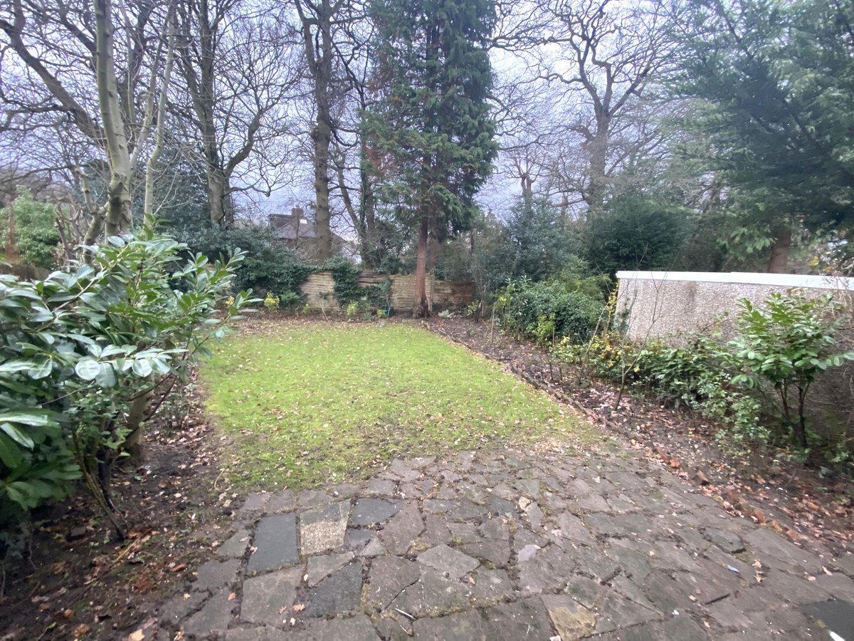 MillHillAgent's tweet photo. NEW INSTRUCTION

 To Let | Peters Close, Stanmore, HA7 | £2,450 pcm

A well presented three-bedroom semi-detached family home located in a sought-after residential road in Stanmore, within walking distance of Stanmore Broadway, Canons Park, local shops, cafés, places of worship https://t.co/7eYZGjCsO4