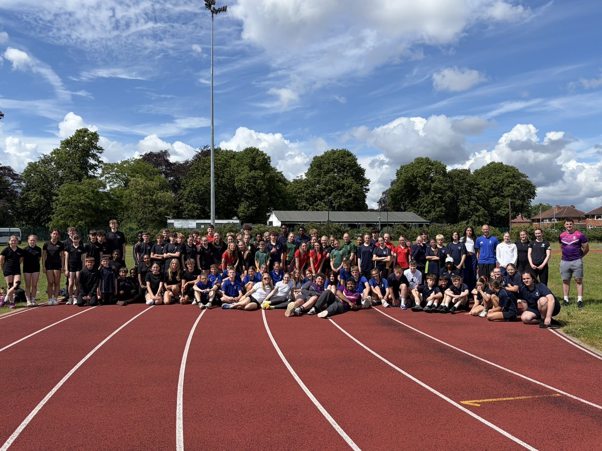 DRETsport's tweet photo. That’s a wrap on our Athletics Development Day! From mastering techniques with Olympians to smashing personal targets, our Year 7-10s gave it 100% today. A massive thank you to all the fantastic coaches. The countdown to the Summer Cup is officially ON!🏆 https://t.co/16af3t8eRR