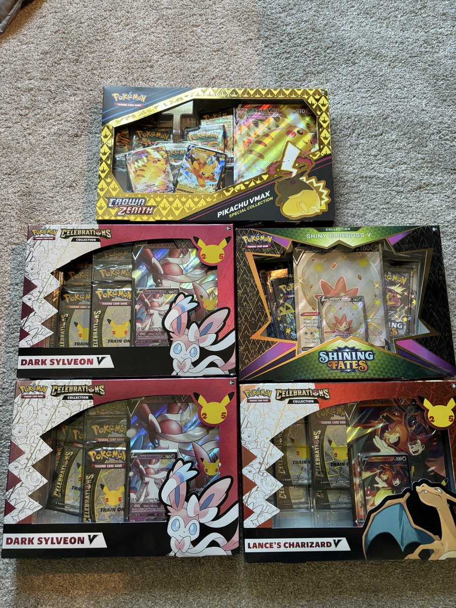 baughsocard's tweet photo. @cardboardbst @nates_cards Celebrations Sold

CZ-$220 shipped
SF-$75 shipped https://t.co/PkTZ69pp9G