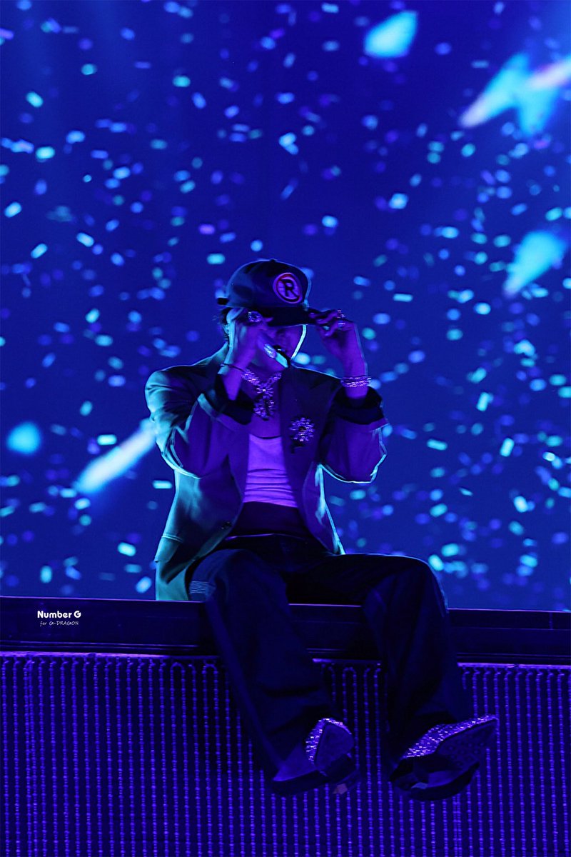 Number_GGG's tweet photo. ⭐️✨ 

260530 K-spark in KAOHSIUNG
#GDRAGON #지드래곤 #權志龍 #ジヨン #NumberG https://t.co/V0Bz09Axdi
