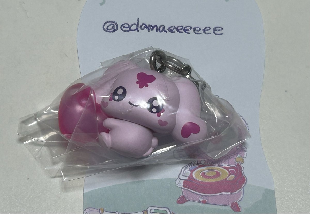 edamaeeeeee's tweet photo. @0
【交換】
プリキュア　ぷちきゅあ　めじるし　アクセサリー

譲→ みっぷる

求→ ぷりるん　めろろん

2:1希望です
郵送交換

検索からもお気軽にお声掛けください。 https://t.co/wlWhINmW06