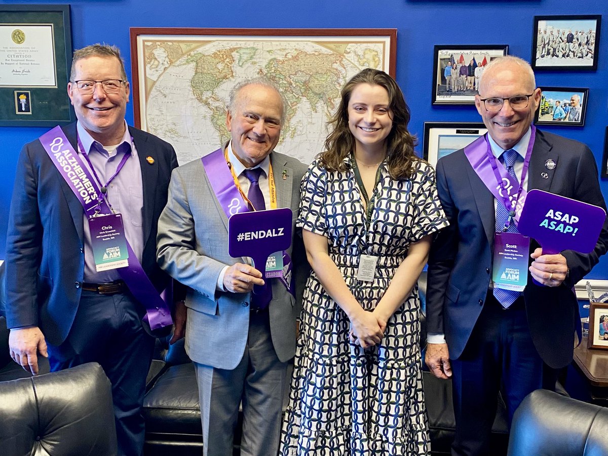 PENewbould's tweet photo. WA state advocates were glad to visit @RepAdamSmith’s staff to discuss policies that can improve the lives of people living with dementia. It was a great start to the @alzimpact Advocacy Forum Hill Day! #ENDALZ #alzforum @ALZ_WA https://t.co/tcblUazWGN