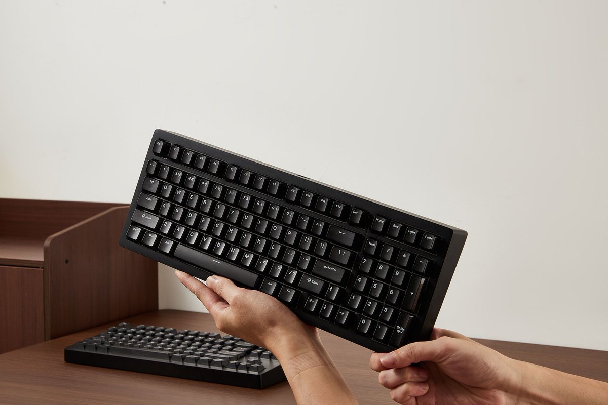 MonsGeek's tweet photo. Not just a keyboard — your essential tool for work and play.

MonsGeek M2 V5 HE Full-sized Keyboard: ready for anything. 

🔗 in bio.

#monsgeek #monsgeekm2v5 #m2v5he #hekeyboard #akko #akkoswitches #magneticswitchkeyboard #gamingkeyboard #customkeyboard #gamingkeyboard #pcsetup https://t.co/uyHAVjFhLS