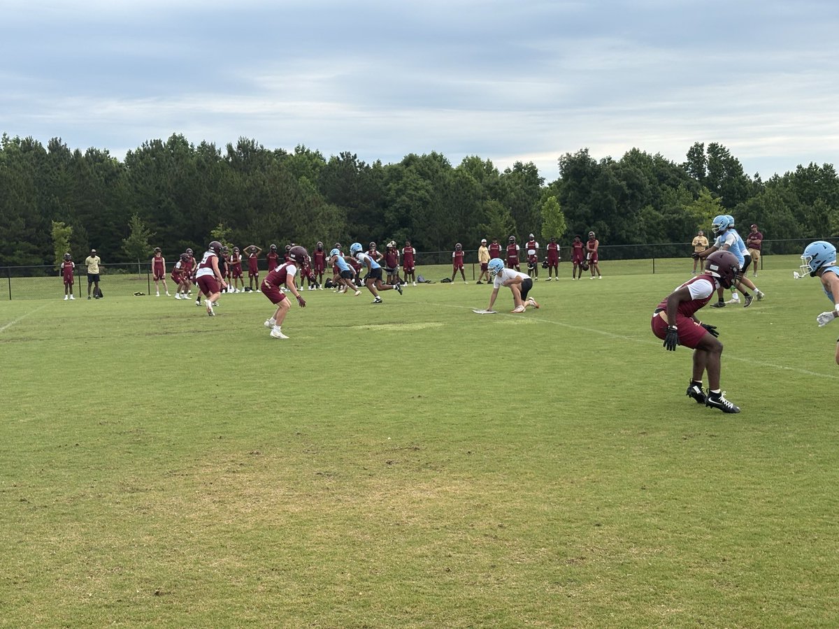 black_4's tweet photo. Let’s get the summer started in a big way @DormanAthletics. Lots of talent on the field today. @BSNSPORTS_SC @WeAreWoodmont @WoodruffFB @gilberthsfb https://t.co/Bi6S56CPDm