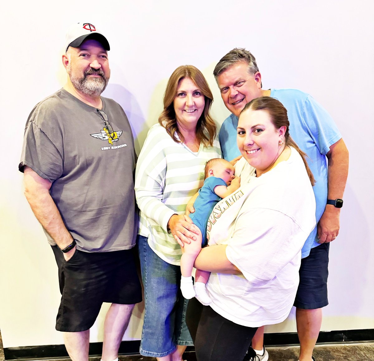 ServaesBrewCo's tweet photo. General knowledge trivia at 7 p.m. TONIGHT! ⁉️ Questions a/b music, movies, history, sports, current events &amp; more! 📰🎵🏈🎬 FREE to play! Prizes for winners! Open 4-10 p.m. today. Our winner last week was Team 5 Angles and a Baby! 📐👶

⁉️Tonight's hint category: Page Turners 📖 https://t.co/5AE0CR2Alx