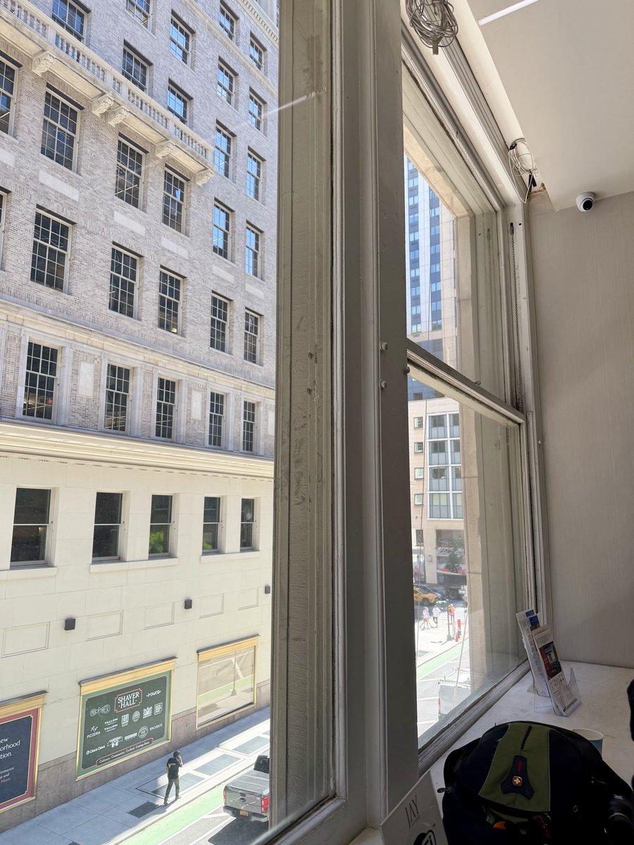 terrorobe's tweet photo. Guess window companies would make bank if they lobby for building energy standards in New York? 🙃 https://t.co/Gh3S8Zi6fd
