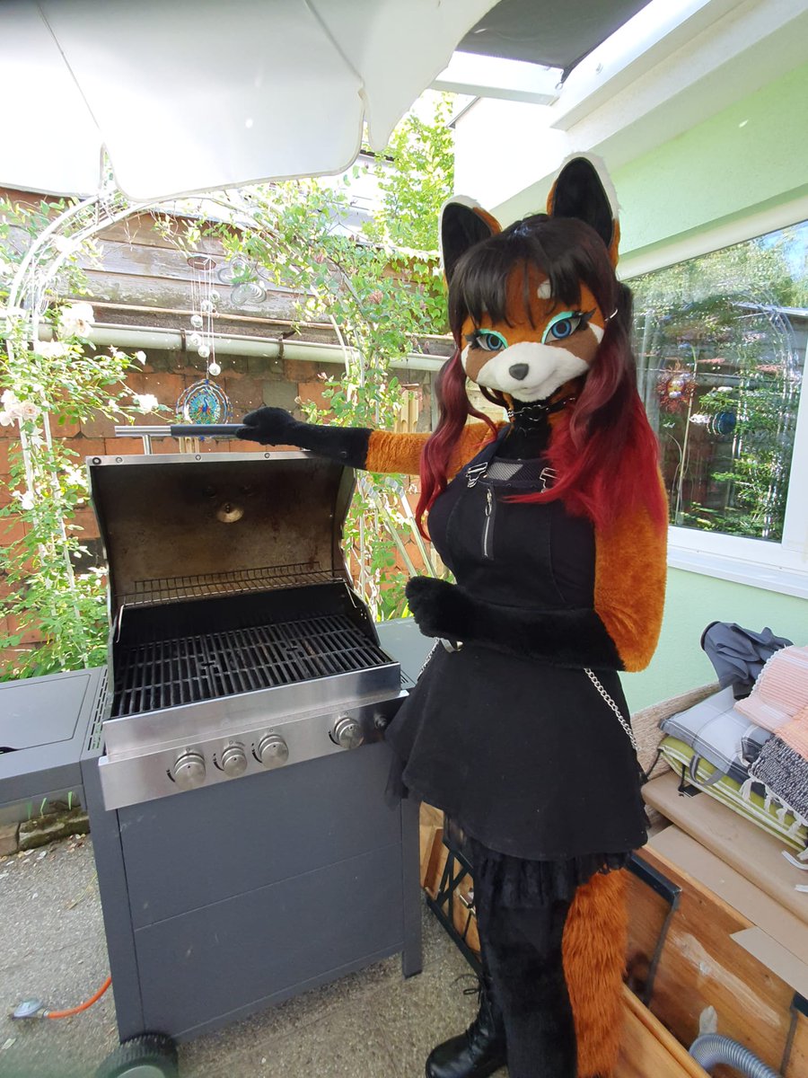_Arohk's tweet photo. Time for summer, time for grilling https://t.co/tWhCIFAK2w