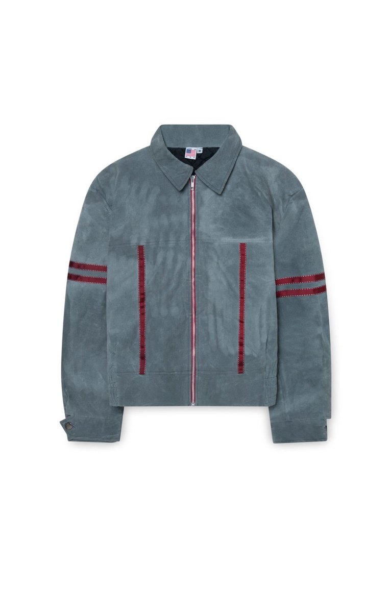 HueyLewisUSA's tweet photo. I just like making clothing, ya’ll.
#LewisHamilton in @HueyLewisUSA 
Waxed canvas jacket with quilted Dupioni silk lining https://t.co/mnJZ5jQ2TQ