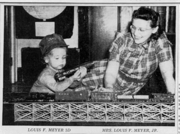 BehindBmoreLots's tweet photo. local man charters his own (tiny) railroad company https://t.co/XwPyRAtQAY