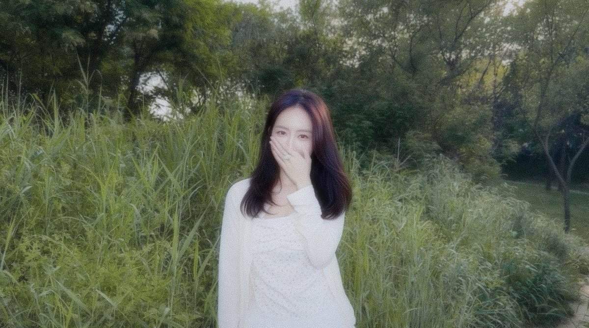AIRYNLAND's tweet photo. AIRYN 아이린 'What A Feeling' Memory

AIRYN 아이린 Digital Single 【What A Feeling】
➫ 2026.06.06 01:00 PM(KST) / 12:00 AM(ET)

#AIRYN #아이린 @hi_airyn 
#WhatAFeeling #AIRYNWhatAFeeling https://t.co/uzB4hswRU9