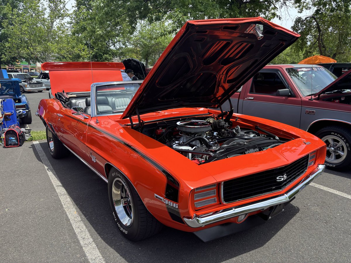 robvette99's tweet photo. 69 Camaro SS396 https://t.co/rXdGhufqPb