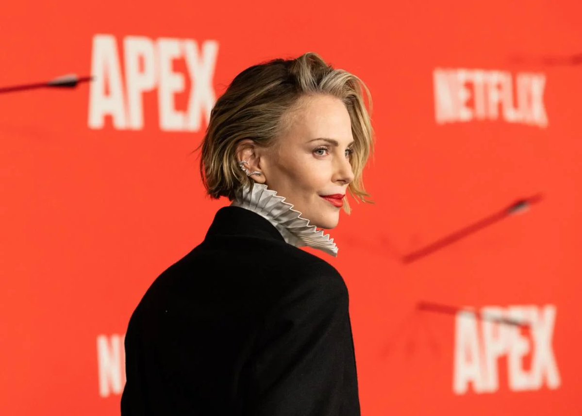 Charlize_ON's tweet photo. 한달 넘었다고? 시간이 왜이렇게 빨라 https://t.co/rh4eVARiLF