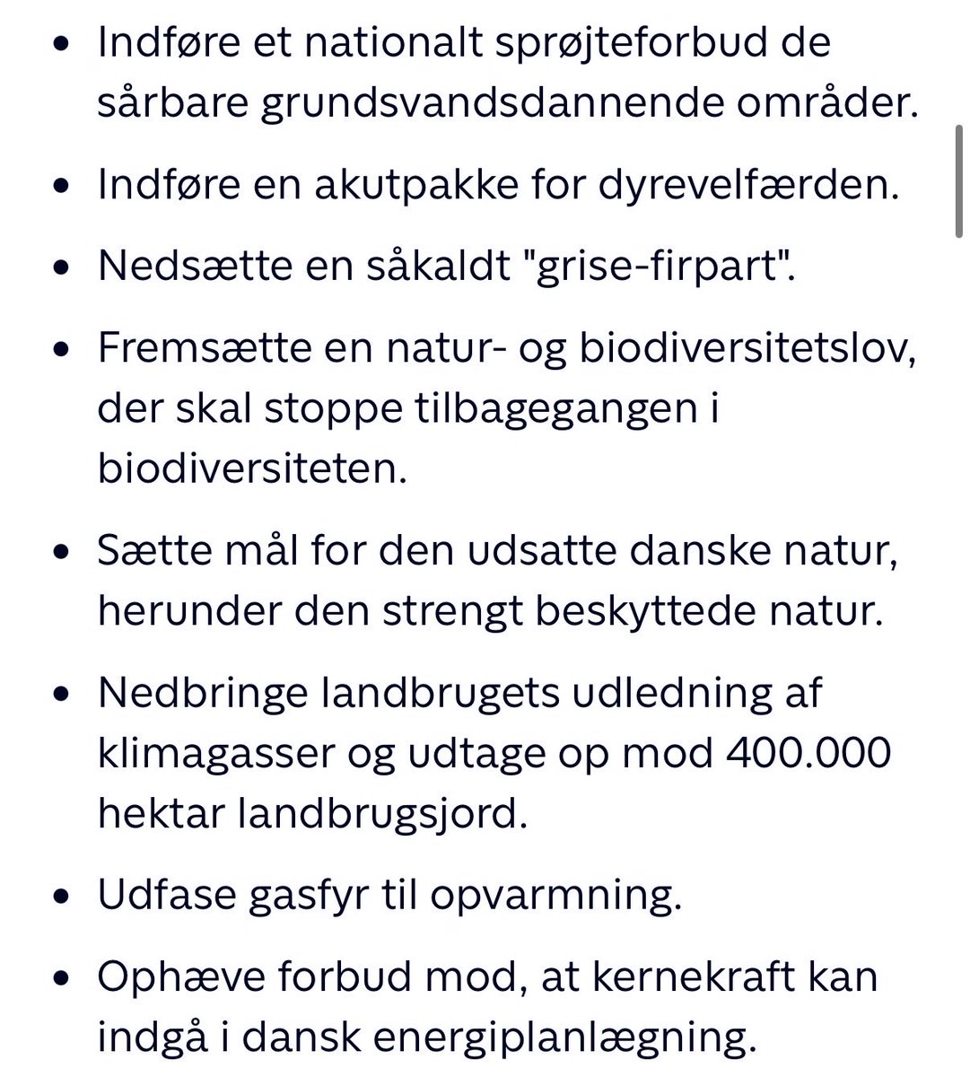 runekdk's tweet photo. Til alle, der studerer de 77 siders regeringsgrundlag. Husk, at Løkke har byttet den her politik for:
- En ministerbil
- Politisk afhængighed af Enhedslisten og Alternativet
- SF i regering
- Mette Frederiksen som statsminister
Av, av, av! Et dårligt byt! #dkpol https://t.co/JKeJbID9rv