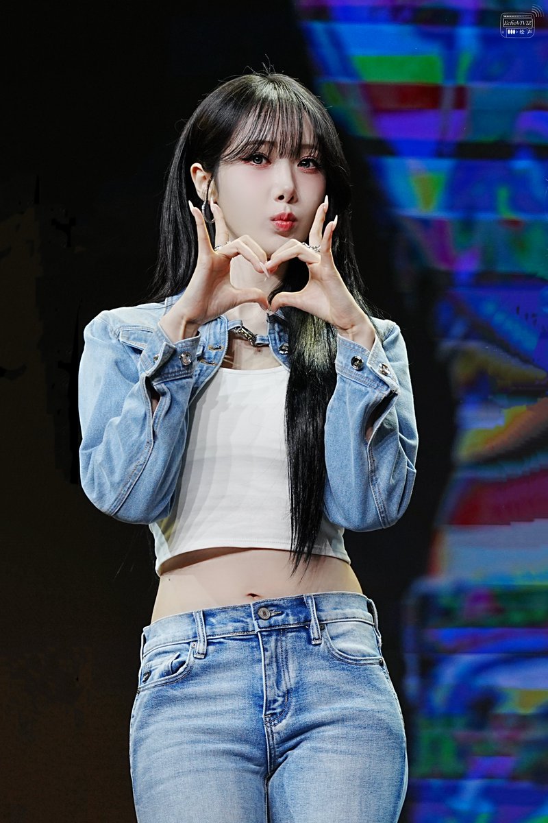 EchoVIVIZ_'s tweet photo. #๋น๋น์ง #์ ๋น #SINB
#HappySinBDay
#6์์_์ ํ ๋ง_์ ๋น์์ผ
#AHipnoticPerformerSinB https://t.co/gTRM3GKIOi