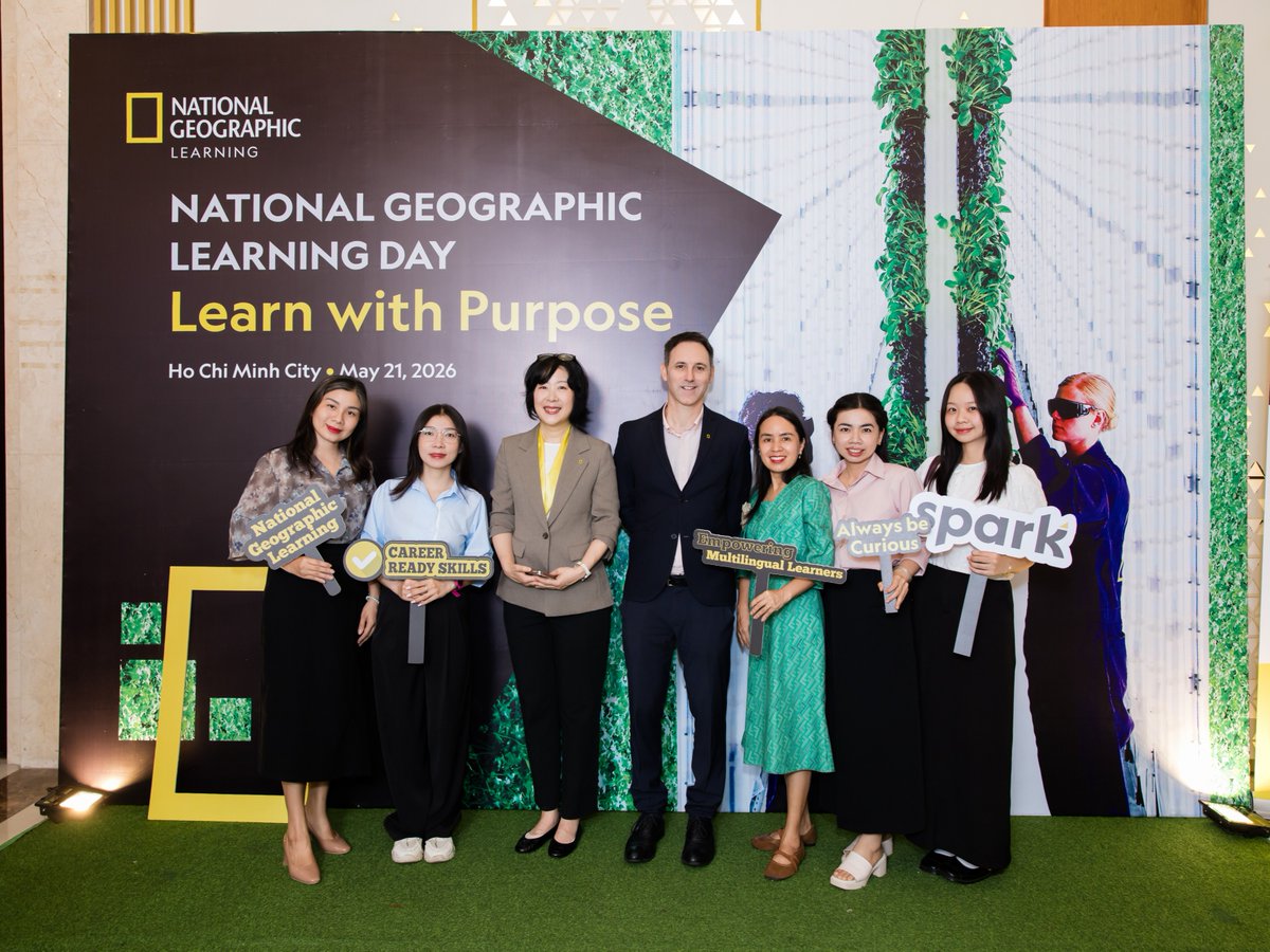 CengageLearning's tweet photo. Nearly 600 educators gathered for National Geographic Learning Day Vietnam to explore #AI literacy, future-ready skills, and preparing learners for the future. #FutureOfEducaiton https://t.co/mk6lTu3m3n