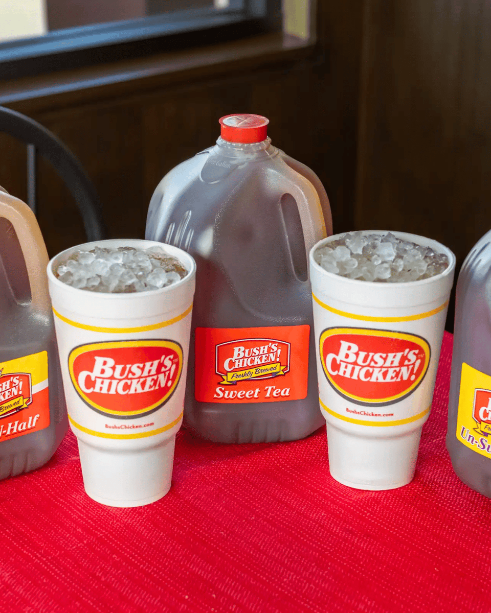BushsChickenATX's tweet photo. It is Tuesday.

Get our Famous Iced Tea Special to cool down.

Pair it with a 2 Piece Chicken Meal for a fast lunch.

#BushsChicken #AustinTX #AustinEats #TexasTea #FriedChicken #OrderOnline https://t.co/9zPbkkcpKJ
