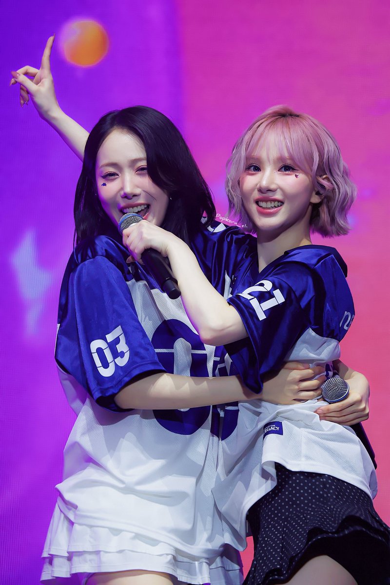 popkorn_eb's tweet photo. 260603🐱 HAPPY SINB DAY🐱

🎂생일 축하해~
-> (1)

#SINB #신비 
#6월의_적토마_신비생일
#AHipnoticPerformerSinB https://t.co/cFFsdD1mU9
