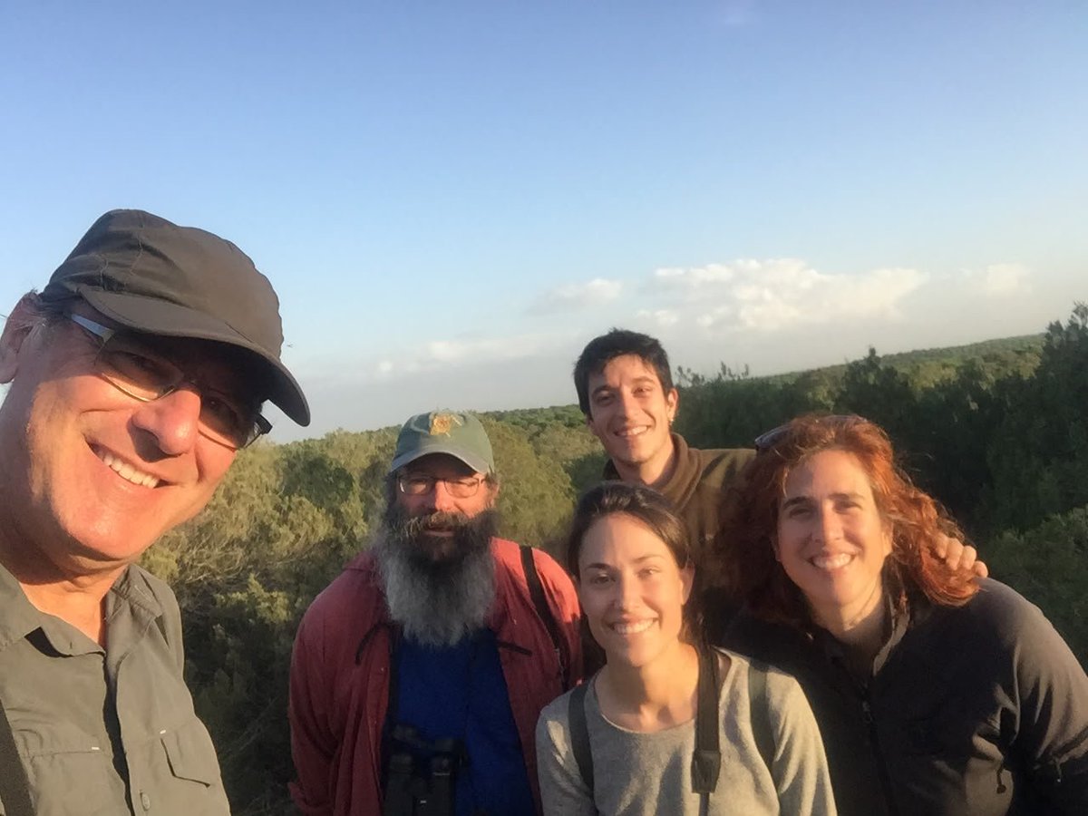 phenogirl's tweet photo. I'm very sad to know that Dr. Geno Schupp has passed away yesterday. He was one of the best ecologists ever, with seminal contributions as the seed dispersal effectiveness. But not only by his work, he will be remembered by his joy of life and unique sense of humor. Rest in peace https://t.co/Wsoz6VaRdB