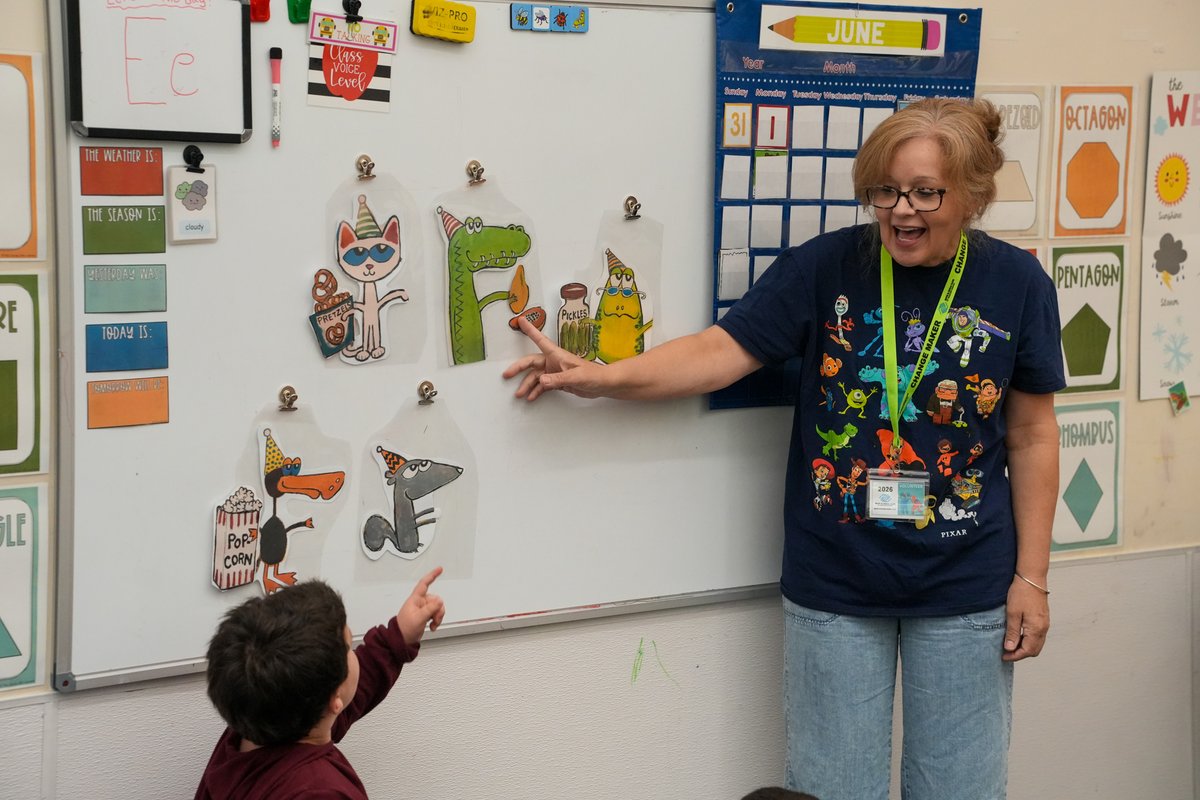 BGCGN's tweet photo. Storytime came to life for our Pre-K members thanks to Wee Read United! Mrs. Steph engaged our young readers with an interactive read-aloud, and every child got to take a book home.

Early literacy plays a crucial role in laying the foundation for future success. 

#GreatFutures https://t.co/X7LnJnm37d