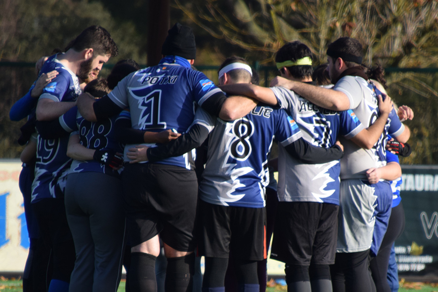 NewPulpFiction's tweet photo. Nuevo artículo: Del Quidditch al Quadball, de Hogwarts a todos los céspedes del mundo

Debajo de un puente en Valencia no había frikis con tubos entre las piernas. Había un deporte naciendo.
  
https://t.co/3Mmspi9idS https://t.co/gl5Tb6qtAU