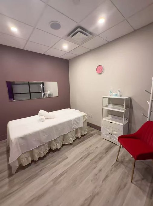 SteelesWellness's tweet photo. We have beautiful rooms and hallways.
Our massage attendants are lovely also.
SWC Spa
4140 Steeles W
Unit 5
Vaughan
L4L 4V3
(647) 531-8288 (cellphone)
@SWC_Spa
#VaughanMassage https://t.co/uyNf1az6YT