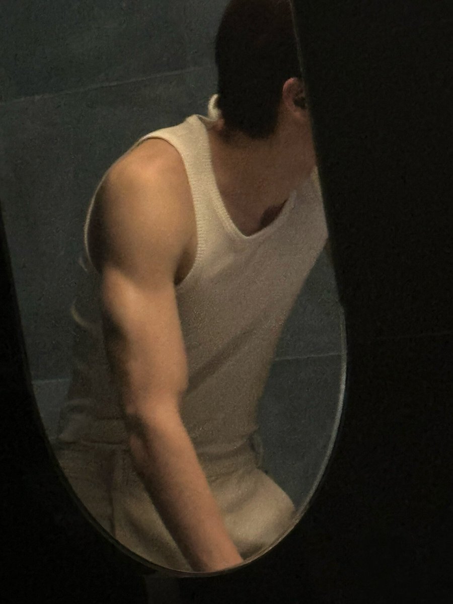 sungchan pics tweet media
