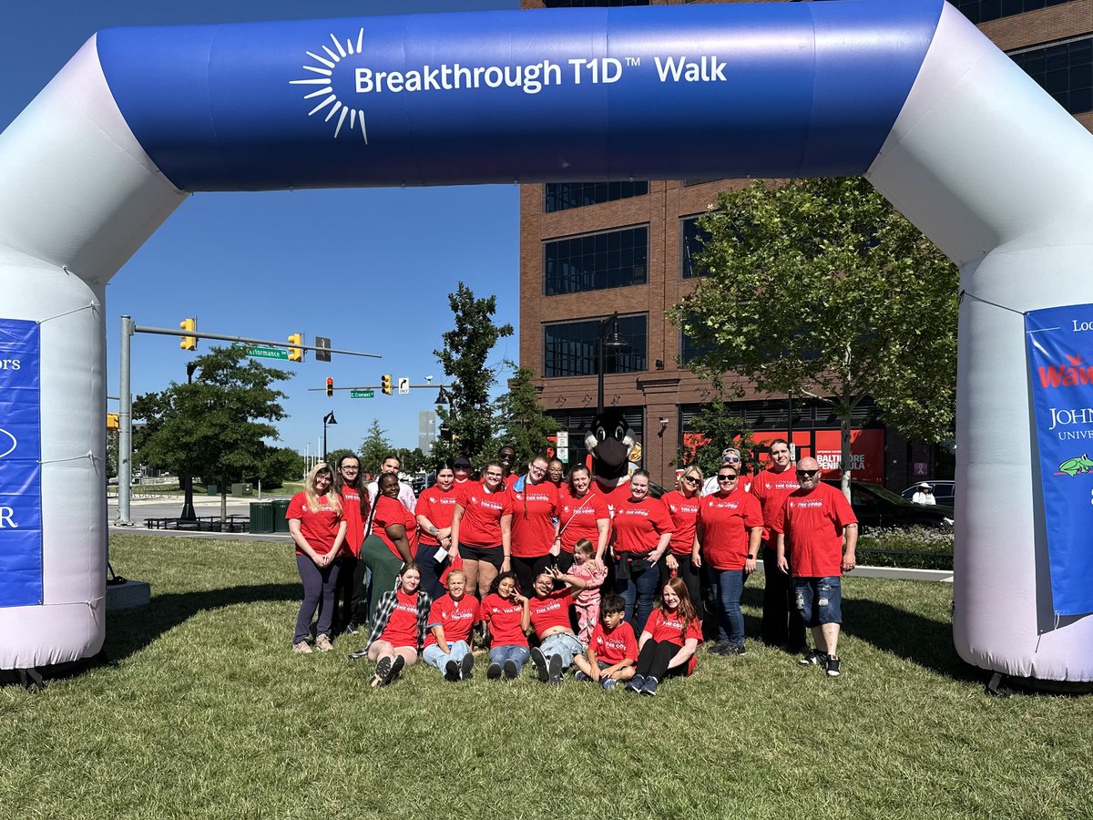 Wawa's tweet photo. Stepping up for communities across our chain. 👟❤️ Proud to walk together in support of @BreakthroughT1D to help create a world without T1D. Thank you to everyone who made an impact alongside us! https://t.co/ze8RdbtxhW