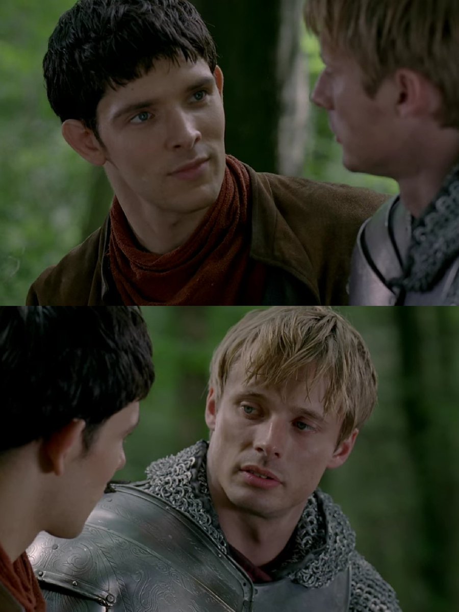 enceladus_cos's tweet photo. Отлично я поужинала, стекло такое хрустящее… #merlin #arthur #merthur https://t.co/gcAabFaAau