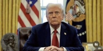 branbeb's tweet photo. BREAKING: TRUMP HAS PROPOSED CUTTING FOREIGN AID BY 75%, SLASHING THE STATE DEPARTMENTS BUDGET BY 50%, AND ELIMINATING FUNDING FOR THE UNITED NATIONS, NATO, AND OVER 20 INTERNATIONAL ORGANIZATIONS.

DO YOU SUPPORT THIS? https://t.co/E47xoPao8K