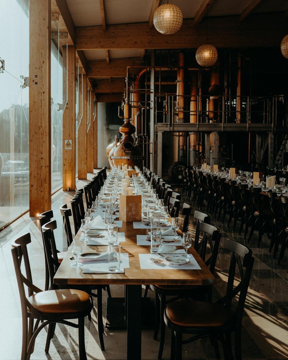 Boanndistillery's tweet photo. Tickets are now on sale for the #BoannSummerSolstice Celebration🥃 Join us at #BoannDistillery on June 18th from 7PM as we celebrate the #SummerSolstice, Boann Legacy - the latest addition to the Boann core range &amp; the latest Solstice limited release. https://t.co/2xF3frHAhB https://t.co/AYr7RaGVNd