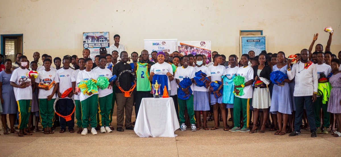 WAN_HiveGH's tweet photo. 𝐒𝐩𝐨𝐫𝐭𝐇𝐄𝐑 𝐏𝐫𝐨𝐣𝐞𝐜𝐭 ~ 𝐂𝐚𝐦𝐩𝐮𝐬 𝐂𝐥𝐮𝐛 𝐋𝐚𝐮𝐧𝐜𝐡𝐢𝐧𝐠  

The team made a second stop in the Wenchi Municipality for the launch of the SportHER Clubs and donation of sport equipment for Wenchi Methodist Senior High School and Koase STEM Senior High School https://t.co/PdADkEgR9j