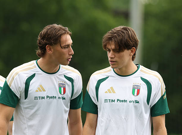 NazionaleNews's tweet photo. 🇮🇹 Pio Esposito - Palestra https://t.co/xZgzvlA7Qu