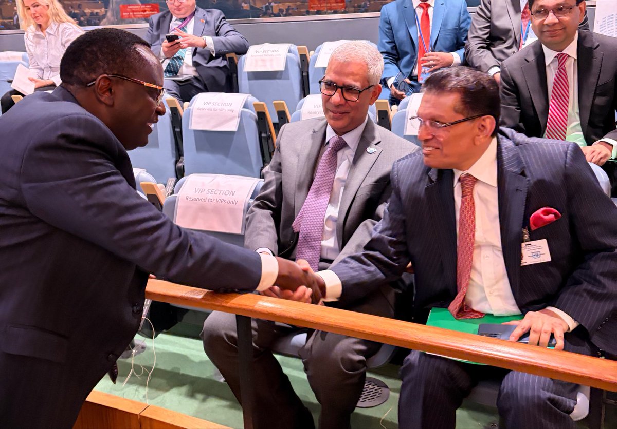 RwandaUN's tweet photo. This morning, Ambassador @martin_ngoga cast #Rwanda’s ballot in the election of the President of the 81st Session of the @UN General Assembly.

🇷🇼 Rwanda extends its warm congratulations to President-Elect H.E. Mr. Khalilur Rahman of 🇧🇩Bangladesh and looks forward to working closely in advancing the priorities of the 81st Session.

 #UNGA81
