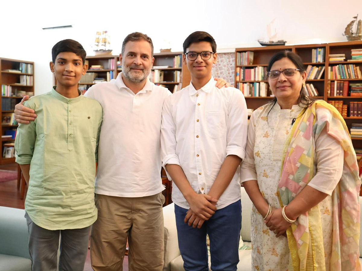 Rahul Gandhi tweet media