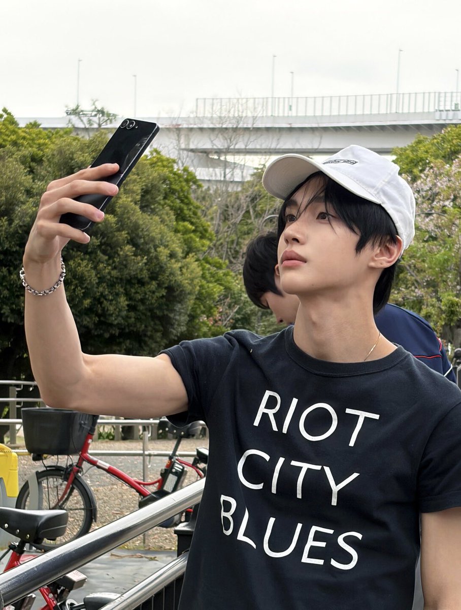 chrryever's tweet photo. 원빈 이거 너무 좋다 ...... https://t.co/ahh1ygWlc9
