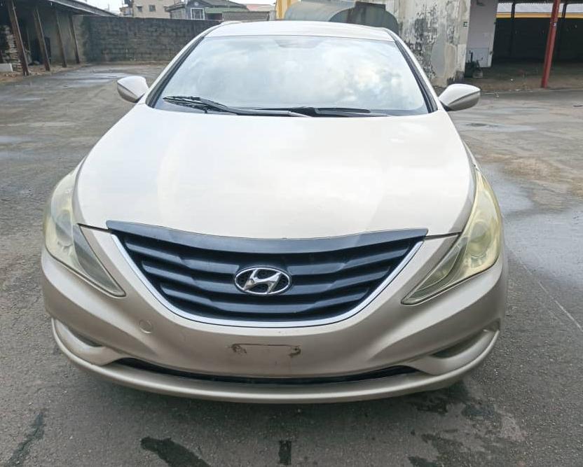 softcarsng's tweet photo. 🇳🇬  HYUNDAI SONATA 2012
Registered[Engine-Gear-Ac @all Perfect]
📍Lagos 🔖   6.2m

☎️08031855810
FOLLOW
WhatsApp Channel
https://t.co/DUoydWD1mW

YouTube Channel 
https://t.co/zNIXilYia8

Facebook Page
https://t.co/3RGI4fO1ZO

Telegram Channel
https://t.co/E2jN1B6n1V https://t.co/sCDCtGbIxJ