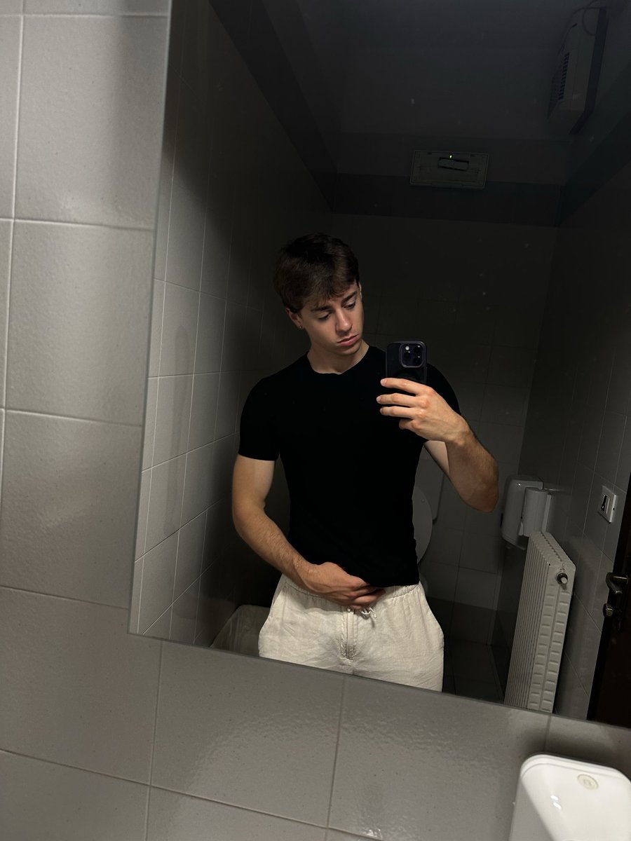 zebmaster_'s tweet photo. write me for videocall https://t.co/nTeIj7DVL6