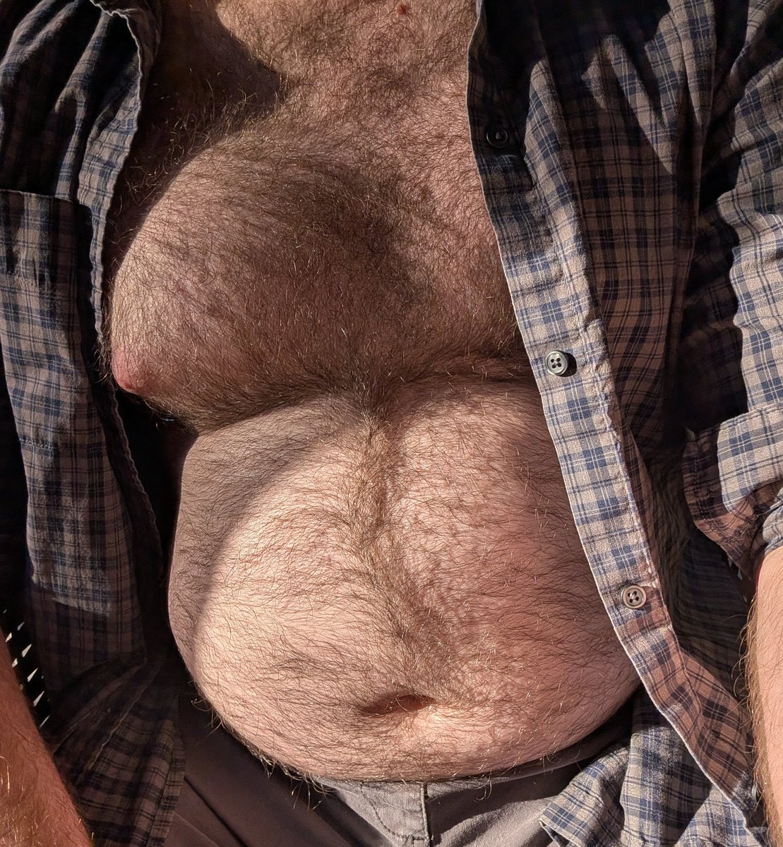 growinggcub's tweet photo. London June 23-July 3
Manchester July 3-14

Let's rub bellies https://t.co/IWnq0E39mC