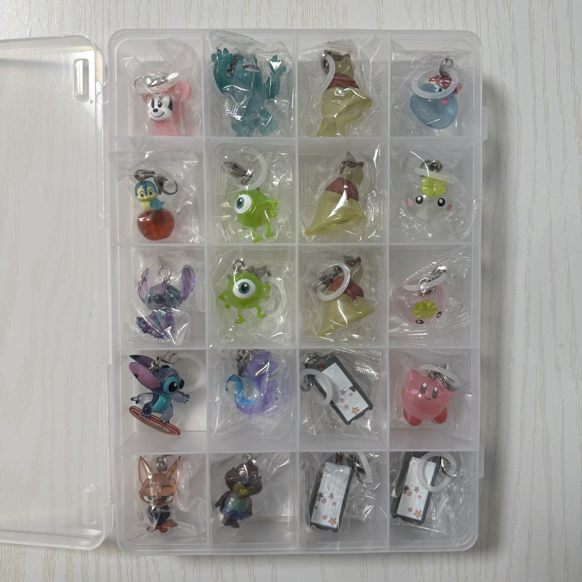 ru4ody's tweet photo. ガチャガチャ めじるしアクセサリー 名探偵コナン 銀魂 呪術廻戦 サンリオ ヒスミニ キルア こびと図鑑 しなこ ディズニー カービィ ほっぺちゃん モンチッチ ナルミヤ あわわちゃん リラックマ ポケモン

譲 1〜6枚

求 買取(レート考慮)

振込可能、纏めての方優先
お気軽にリプDMお願いします🙏 https://t.co/UhYc9NOajH