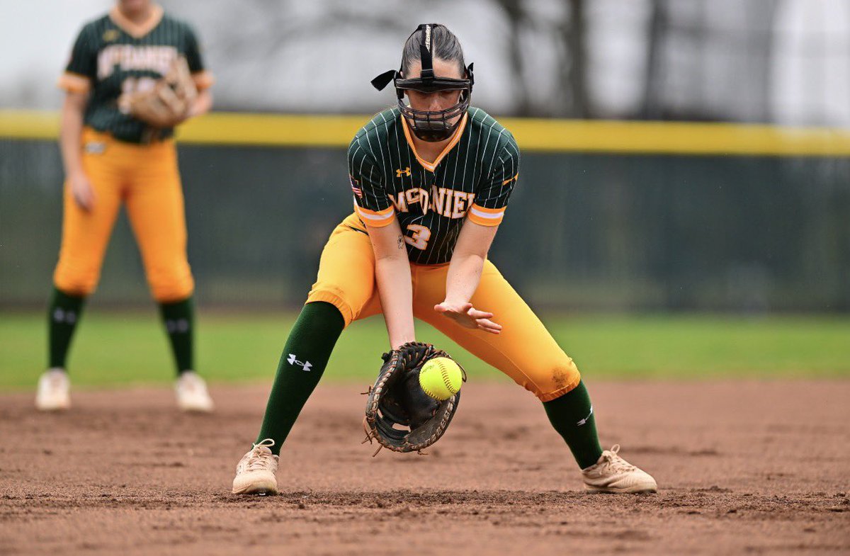 McDaniel College Softball tweet media