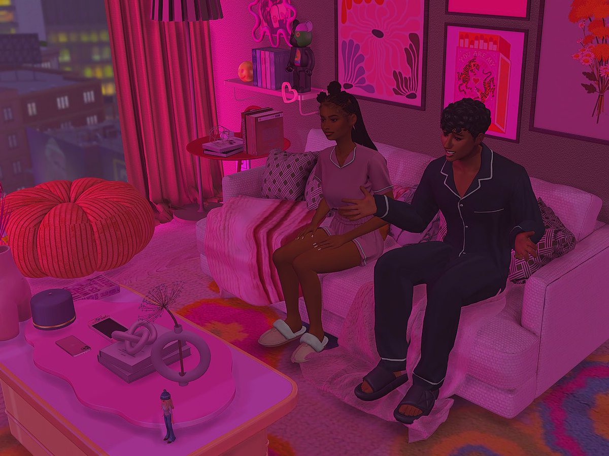 grreysimmer's tweet photo. I need these 2 to get back together 🌚😍#sims4 #simstwt #fyp https://t.co/VU2Y6Ypm43