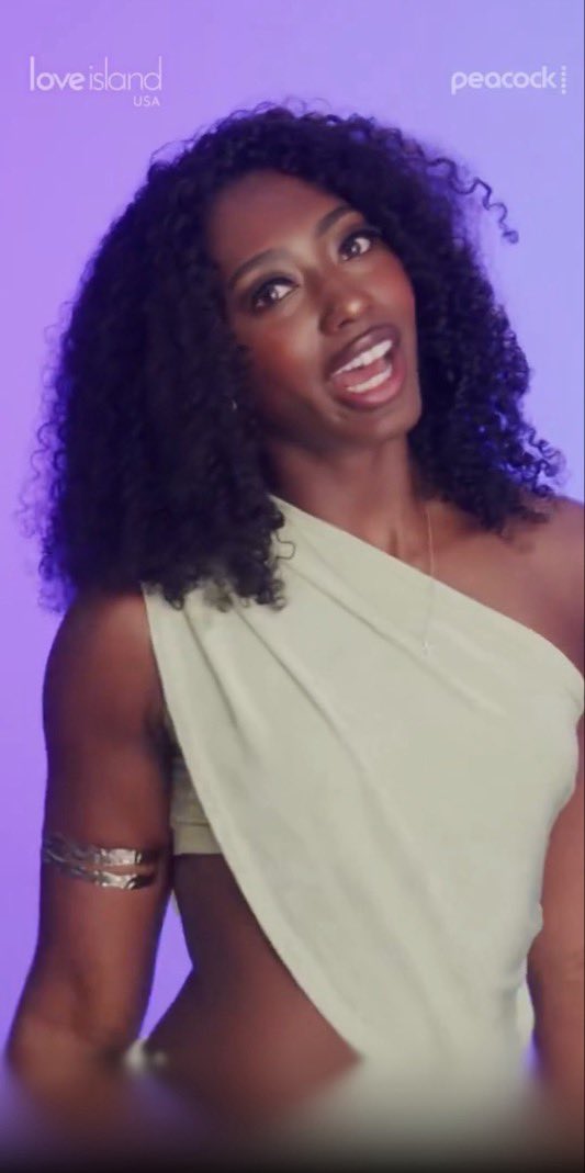 loveislandplug's tweet photo. #LoveIslandUSA https://t.co/4euOF0btBr