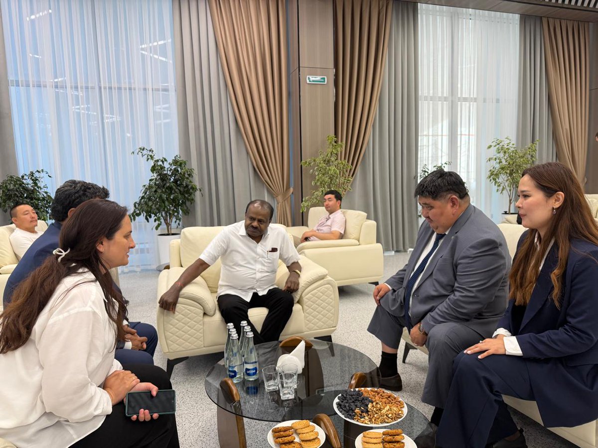 hd_kumaraswamy's tweet photo. 📍Bishkek, Kyrgyz Republic

Arrived in Bishkek, Kyrgyz Republic, to participate in the 4th Meeting of the Ministers of Industry of the Shanghai Cooperation Organisation (SCO).

I was warmly received at Manas International Airport by Mr. Asylkulov Iskender Esengeldievich, Deputy Minister of Economy and Commerce of the Kyrgyz Republic, and H.E. Shri Birender Singh Yadav, Ambassador of India to the Kyrgyz Republic.

Looking forward to productive discussions with fellow SCO member nations to strengthen industrial cooperation, promote innovation and advance mutually beneficial partnerships in line with the vision of Hon'ble Prime Minister Shri @narendramodi avaru.

@MEAIndia @IndiaInKyrgyz @MHI_GoI 

#SCO #IndiaSCO #ViksitBharat #AatmanirbharBharat