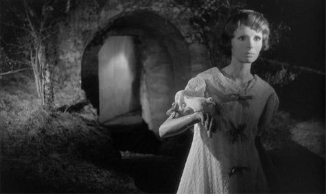 freakyfilms0's tweet photo. Eyes Without a Face (1960) https://t.co/hZj47OdsnI