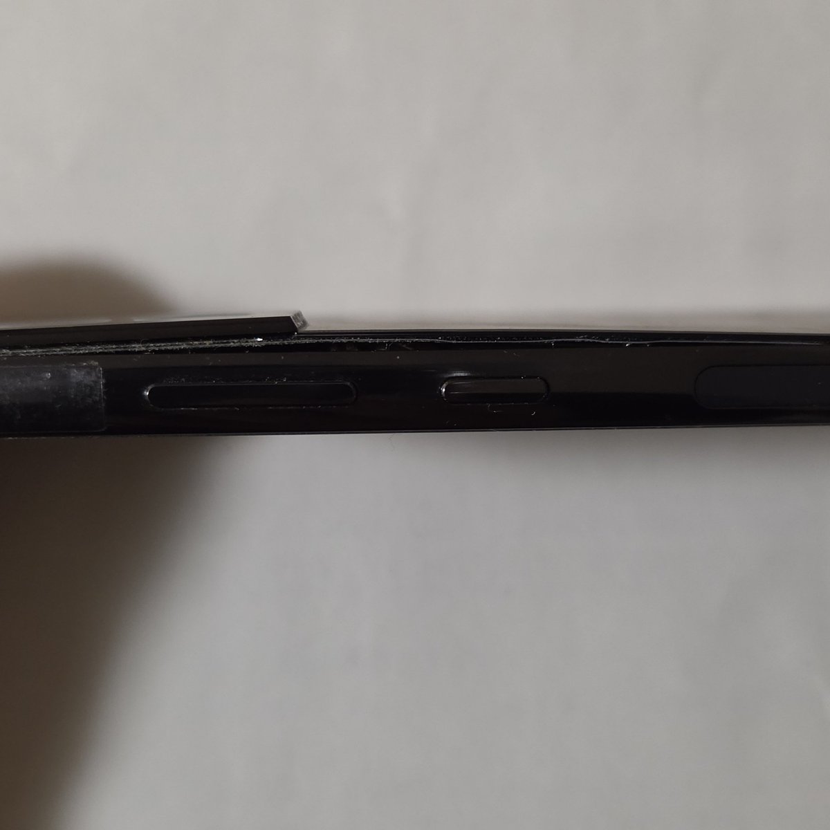 ryuga_arcana's tweet photo. 3年使用したスマホの電池が膨らんできたので機種変。
最新機種にしたら、攻撃中のスキルチカチカ不発がなくなって、ちょっと攻撃速度も上がってボス火力上がったかも？(笑) https://t.co/VNmfKdbSKU
