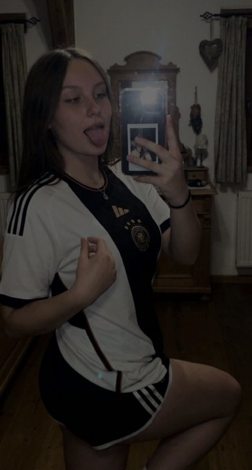 briggi_bozzo630's tweet photo. https://t.co/Saxmikb9E2
https://t.co/AE5Zaqprob
#teenagegirls #teenagee #momson #nolimit https://t.co/wbRwv9MWlW