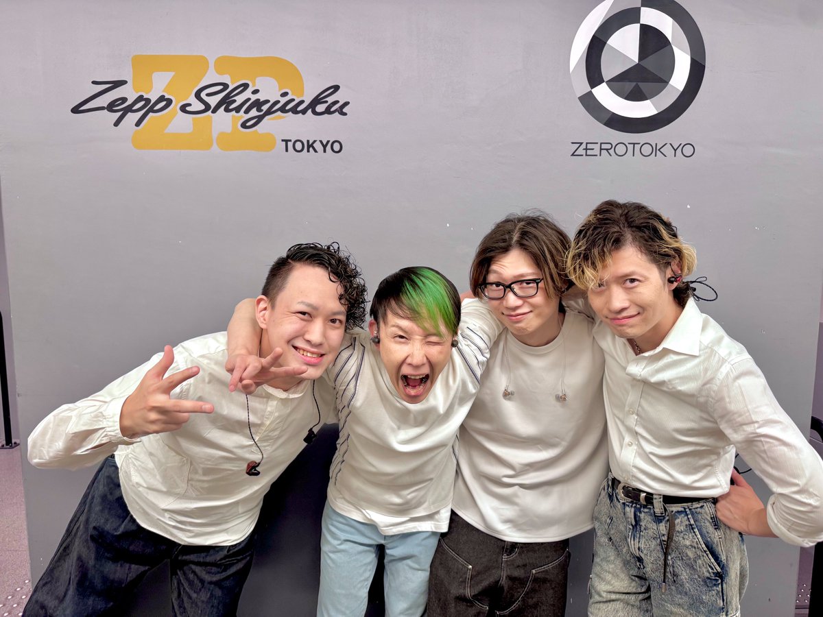 K_3hp's tweet photo. のーうぇざー One-Man Live
「曇りときどき雨のちあっぱれ」at Zepp Shinjuku

バンドで参加させていただきました。
このバンドメンバーで再びこの場所に立てて感無量です！ありがとうございました！ https://t.co/Z9vO509KXB