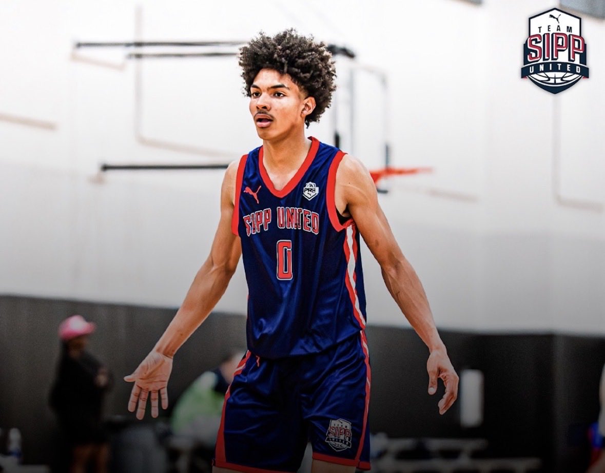 CoachCollins17's tweet photo. 2027 PG Peyton Parker Sipp United PRO16/Huntington HS(La⚜️) has heard from Ivy League Columbia University 
🐤 @PeytonParker__
Top 5 Louisiana C/O 27 
4.6 GPA
Associate Degree ✅ 
#1 student in class https://t.co/nG2lQfgMIb