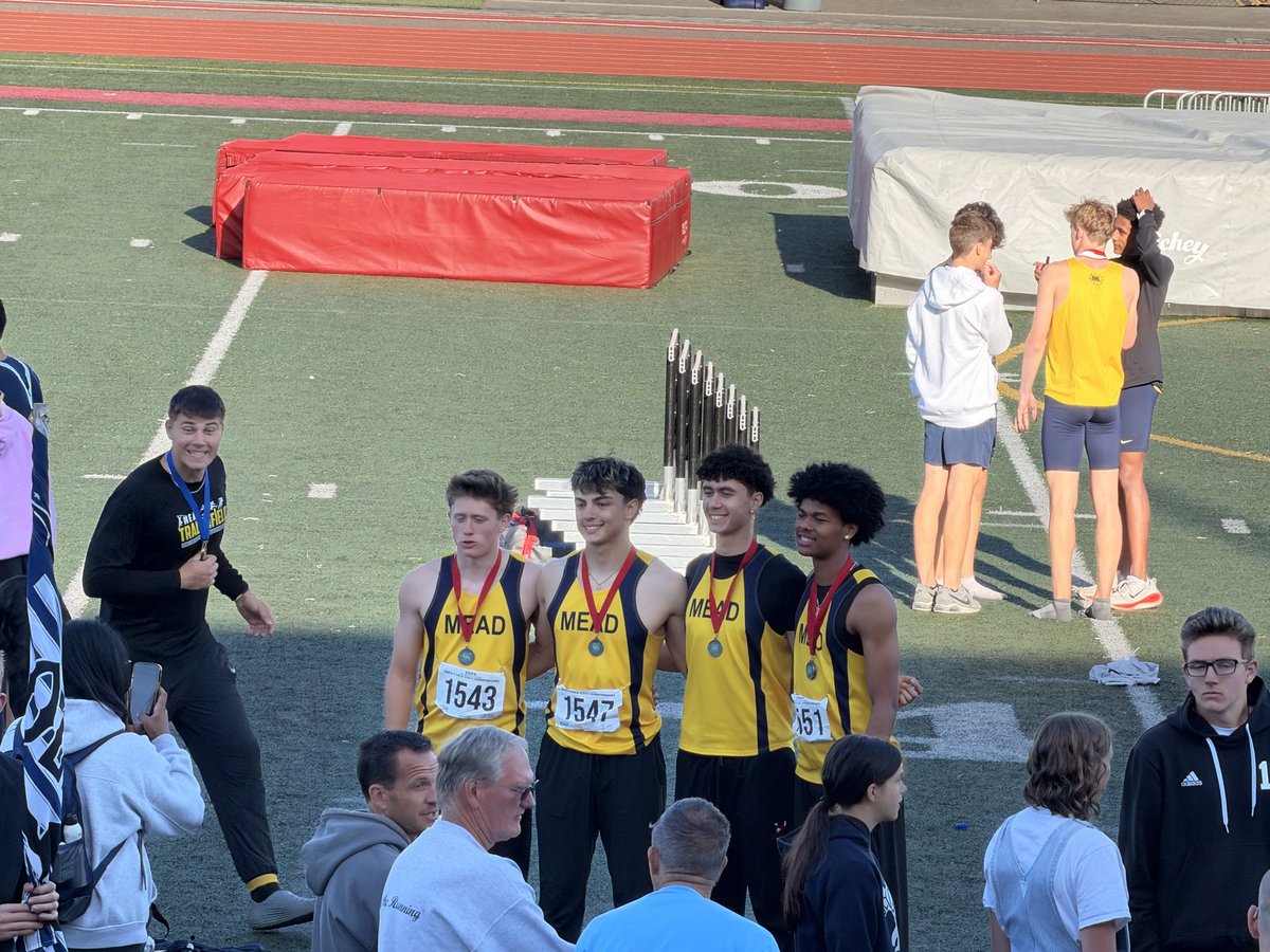 leecolomb08's tweet photo. Proud to be a part of the Mead Panthers Track and Field team where we took home the 4A WA State Championship! 

I was proud to anchor the 4x100 relay where my team set me up to pull away on the final steps and take 2nd at State!  Lane 6

Let’s Go! https://t.co/cxRIcYGAN9