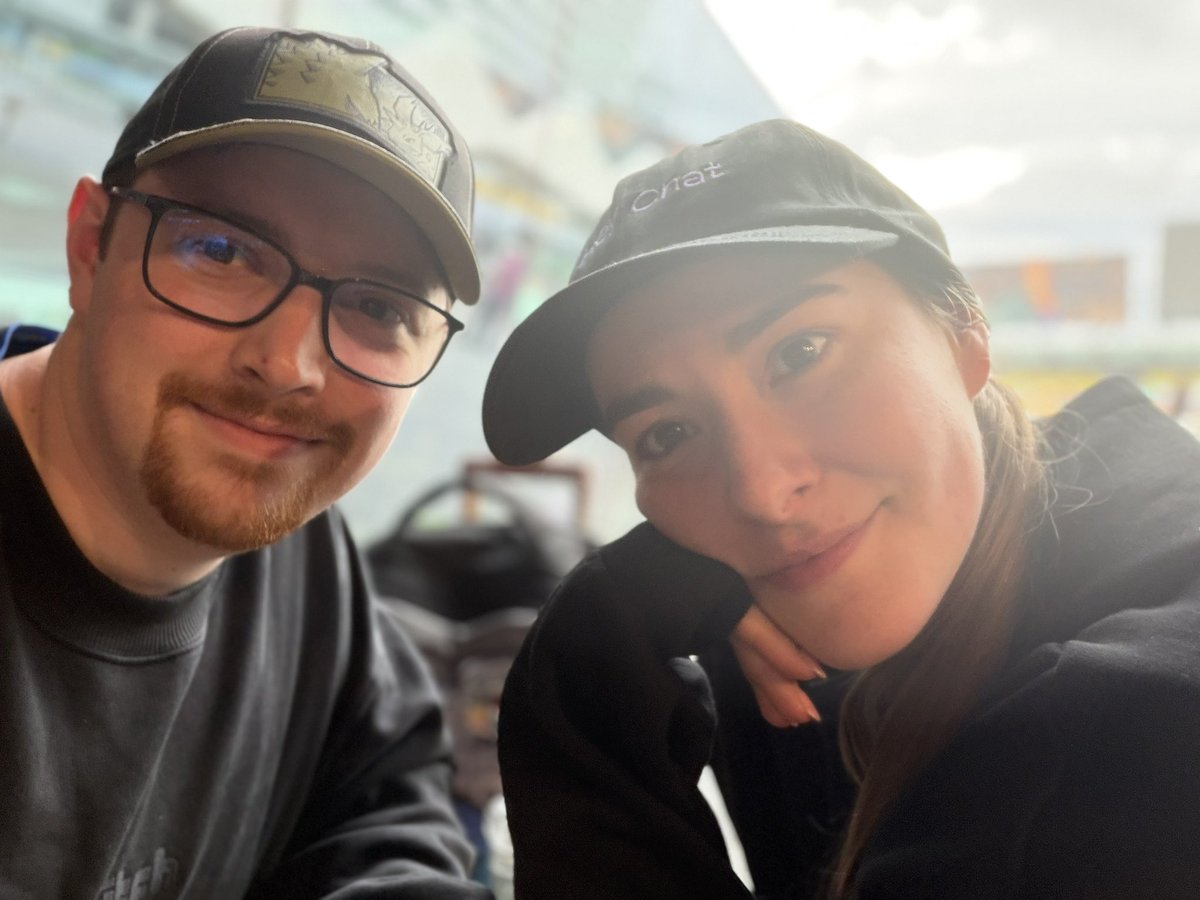ShinyDexTweets's tweet photo. This is the last photo I took with @idaXpida before we had to say goodbye as she boarded her flight

Long distance? Sucks. Immigration process/paperwork for the UK? Sucks. The cost of it all? Sucks.

But every single moment I get to spend with you makes it all worth it ❤️ https://t.co/StGkOtu97X